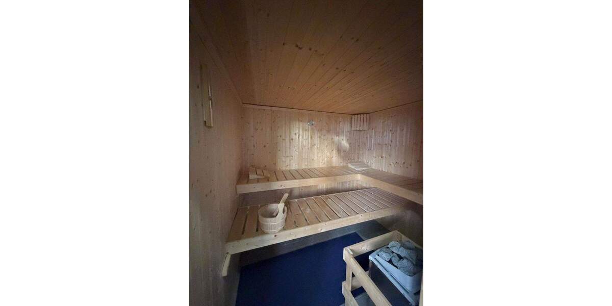 Großzügiges Einfamilienhaus mit umlaufender Terrasse 6 zimmer