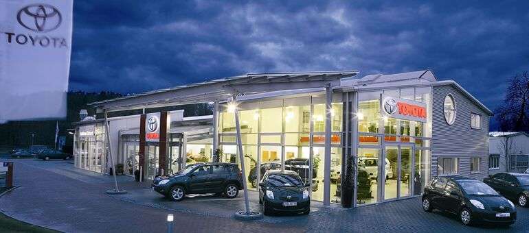 Toyota C-HR 15.800 km 33.790 &euro; Brensbach 64395