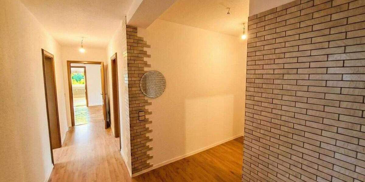 Etagenwohnung Werdohl Rodt - 3 Zimmer, 97 m&sup2;, 660&euro; | Angebot:24810252