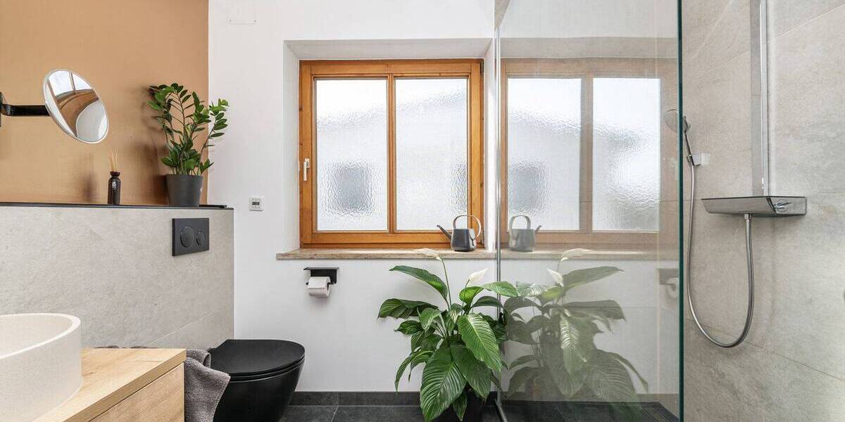 Doppelhaushälfte München Schwabing-Freimann - 6 Zimmer, 162 m&sup2;, 1.200.000&euro; | Angebot:26242466