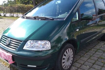 VW Sharan 256.000 km 3.333 &euro; Görlitz 02827