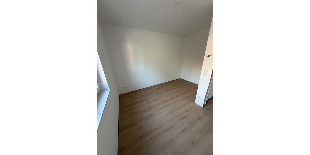 Etagenwohnung Leopoldshöhe - 3 Zimmer, 83 m&sup2;, 342.000&euro; | Angebot:26933998