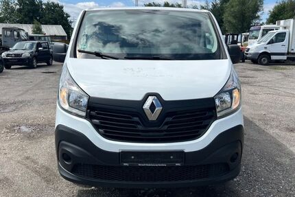 Renault Trafic 171.561 km 6.990 &euro; Hamburg 22113