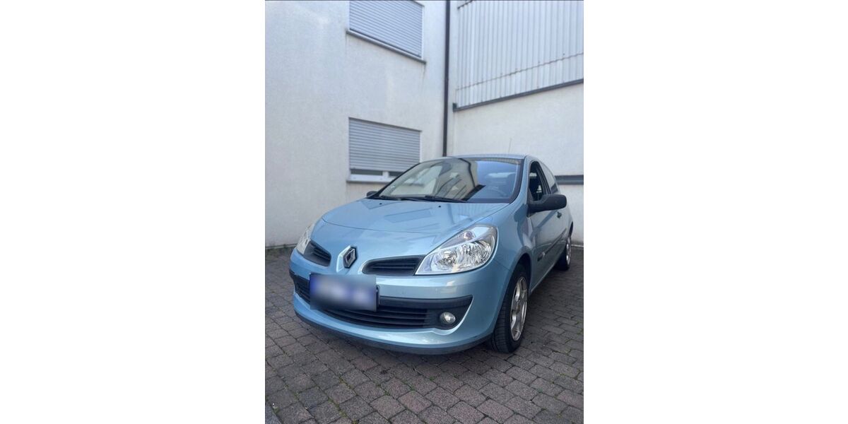 Renault Clio 179.900 km 2.300 &euro; Fulda 36037