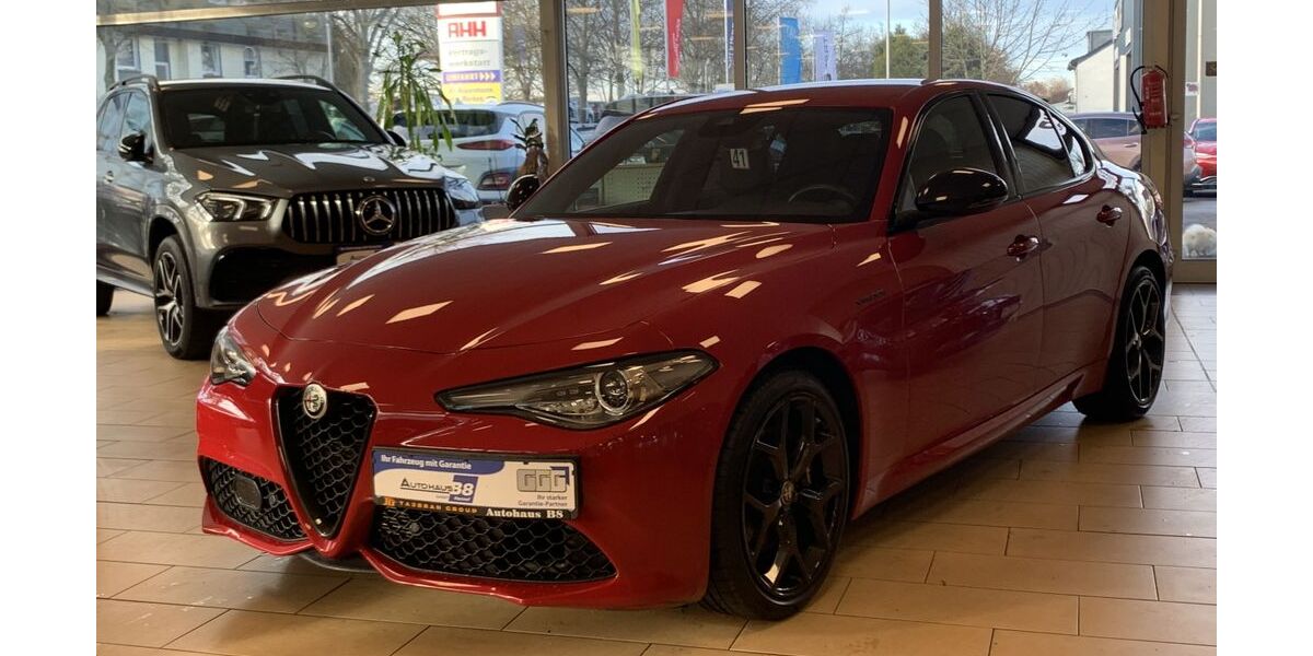 Alfa Romeo Giulia 121.852 km 24.870 &euro; Hennef 53773