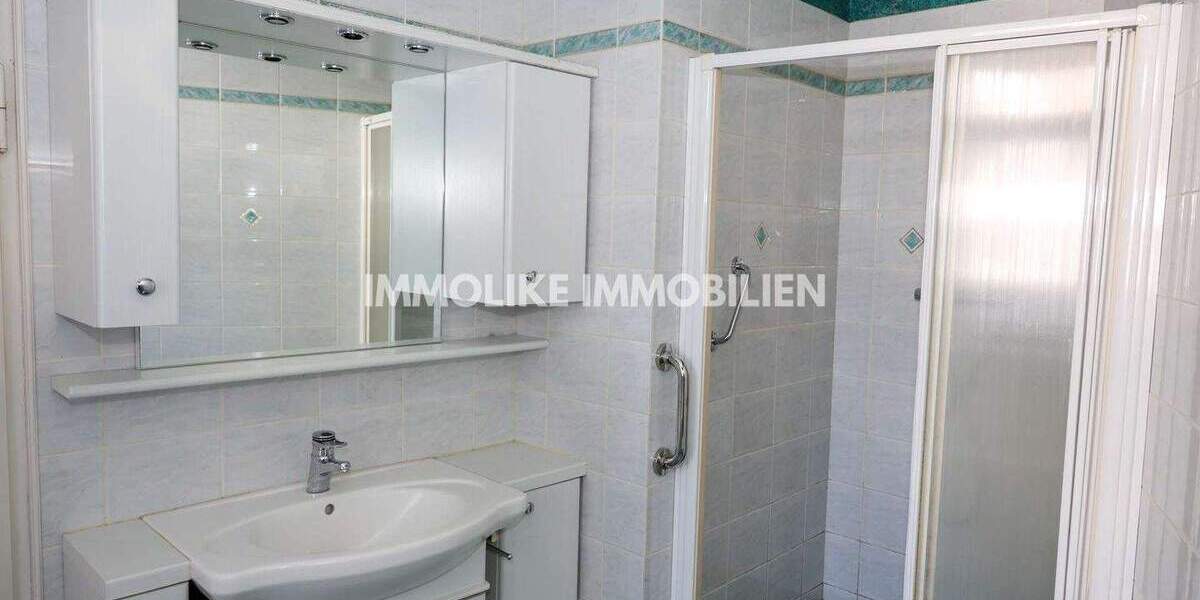 Mehrfamilienhaus, Wohnhaus Steinau an der Straße Steinau - 8 Zimmer, 207 m&sup2;, 239.000&euro; | Angebot:25845730