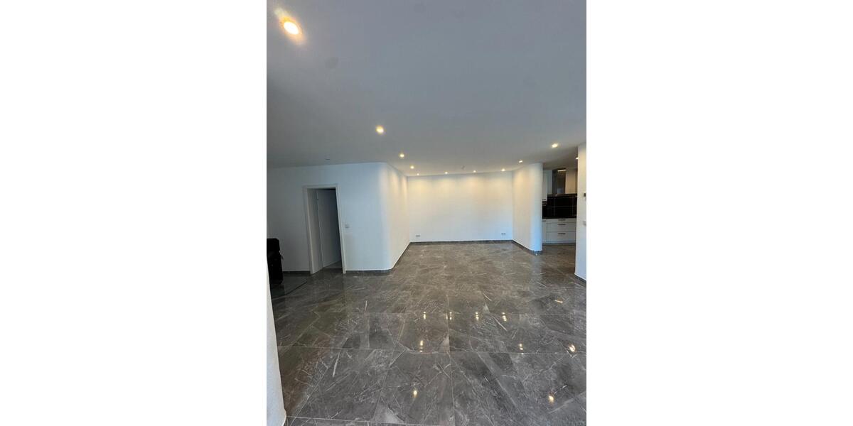 Erdgeschoßwohnung Büdingen - 4 Zimmer, 115 m&sup2;, 1.250&euro; | Angebot:26366717