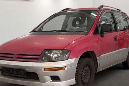 Mitsubishi Space Runner 186.303 km 999 &euro; Berlin 12681