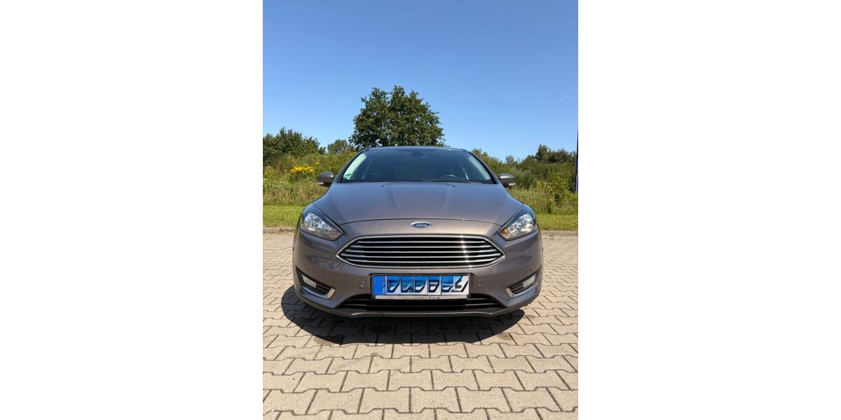 Ford Focus 205.000 km 6.300 &euro; Wittmund 26409