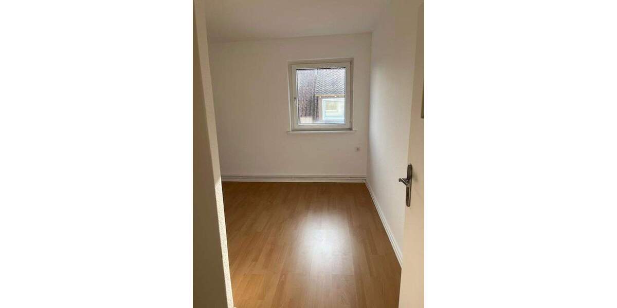 Etagenwohnung Hameln Nordstadt - 3 Zimmer, 81 m&sup2;, 735&euro; | Angebot:25752905