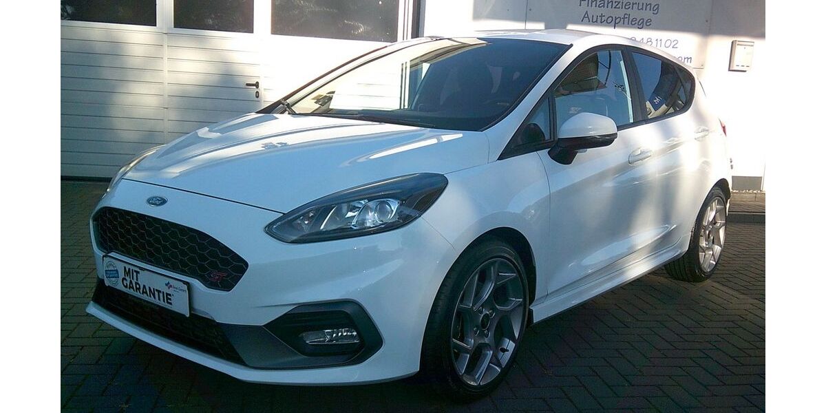 Ford Fiesta 101.000 km 13.750 &euro; Gronau (Leine) OT Brüggen 31028