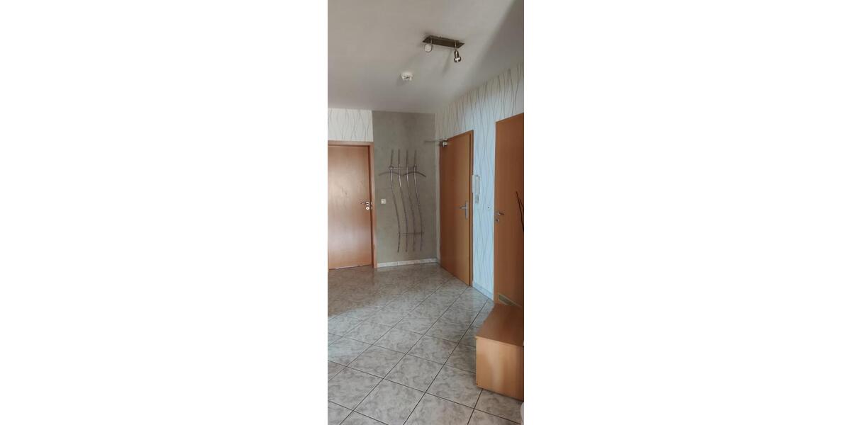 Erdgeschoßwohnung Wölfersheim - 3 Zimmer, 93 m&sup2;, 210.000&euro; | Angebot:26555445