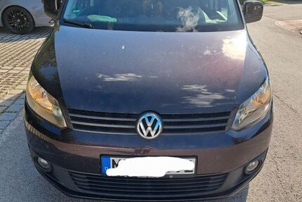 VW Caddy 192.000 km 9.550 &euro; Miesbach 83714