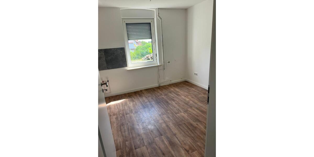 Erdgeschoßwohnung Lügde - 1 Zimmer, 46 m&sup2;, 360&euro; | Angebot:21898711