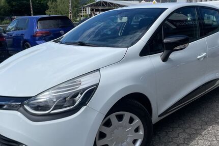 Renault Clio 104.000 km 4.790 &euro; Konz 54329