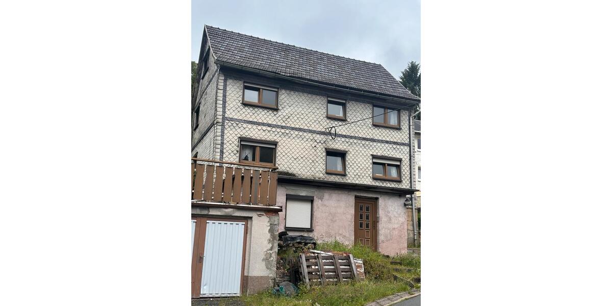 Einfamilienhaus Neustadt bei Coburg - 6 Zimmer, 190 m&sup2;, 32.000&euro; | Angebot:26830247