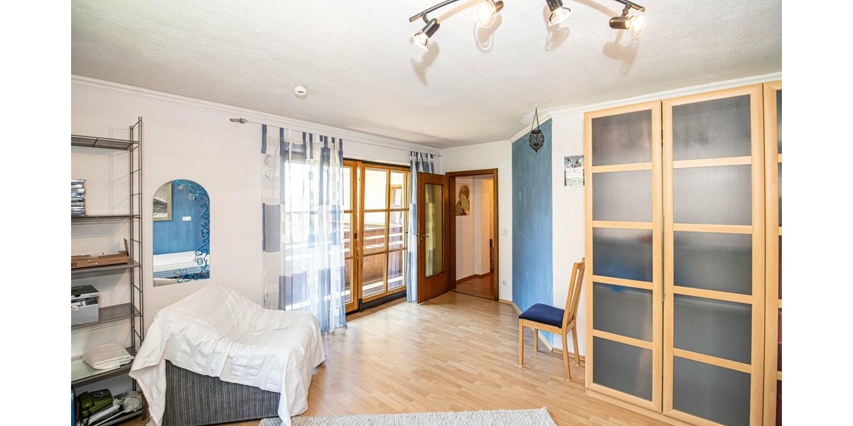 Top gepflegtes Ein- bis Zweifamilienhaus im Landhausstil in absolut ruhiger Lage - Einfamilienhaus Willmering / Geigen Geigen | Angebot:24605759