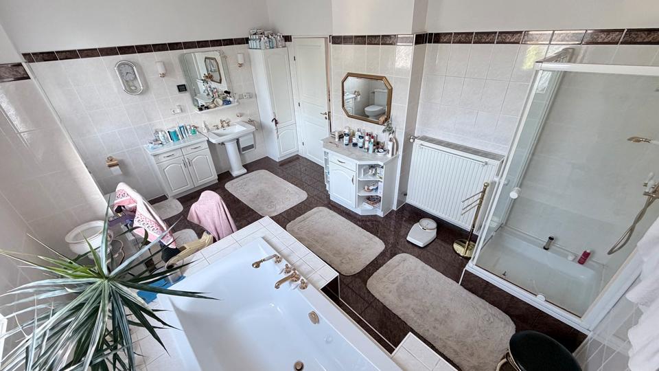 Villa Rathenow - 6 Zimmer, 190 m&sup2;, 600.000&euro; | Angebot:26693694