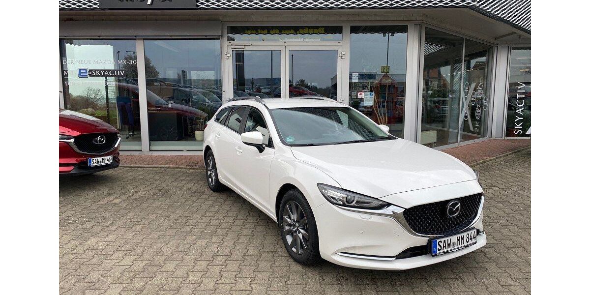 Mazda 6 1.500 km 30.990 &euro; Klötze 38486