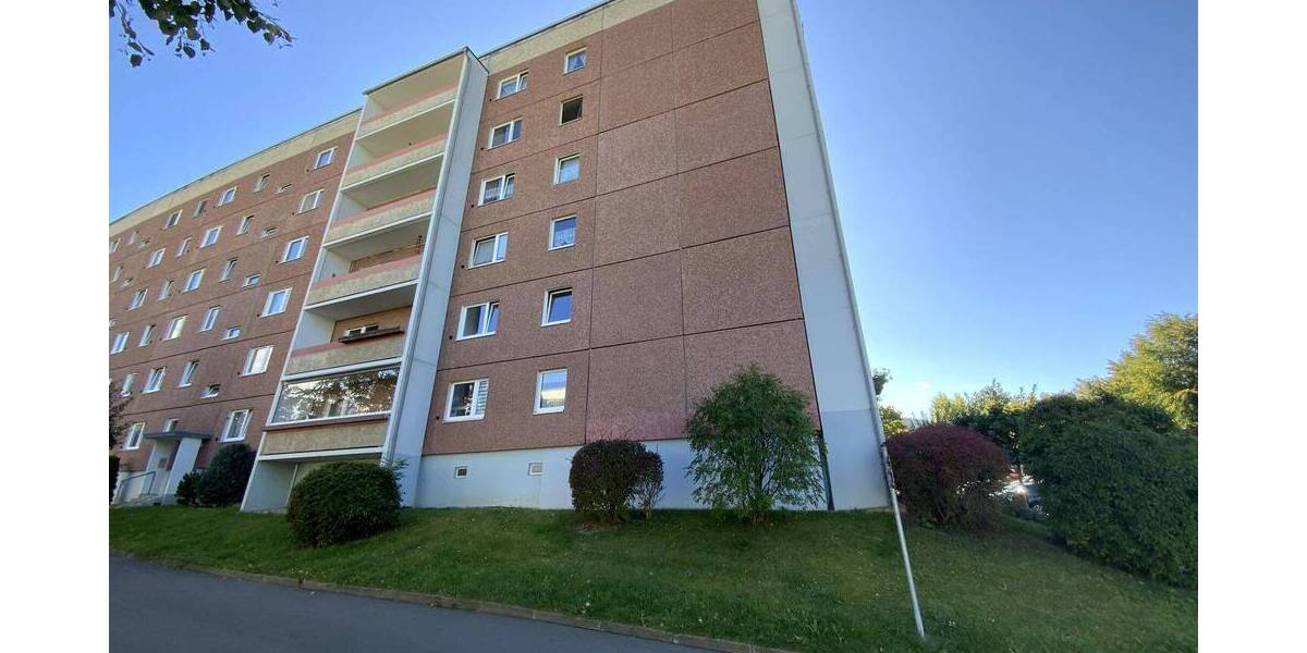 Etagenwohnung Saalfeld - 4 Zimmer, 121 m&sup2;, 105.000&euro; | Angebot:25732022