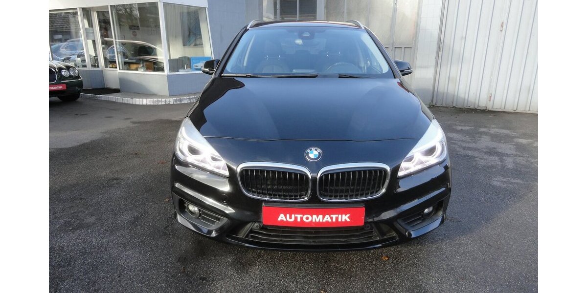 BMW 218 Active Tourer Autom+Navi Service+Kette neu 112.000 km 10.999 &euro; Neuss 41462