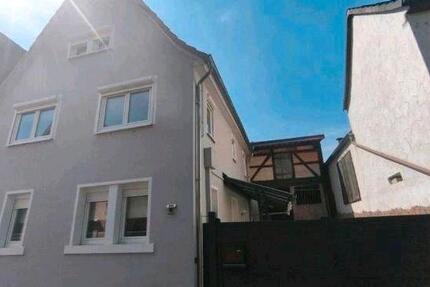 Haus Großwallstadt - 5.5 Zimmer, 132 m&sup2;, 333.000&euro; | Angebot:27050052