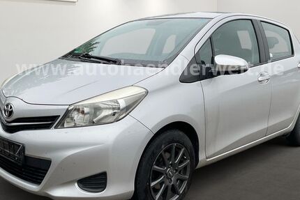 Toyota Yaris 131.713 km 4.199 &euro; Brehna 06796