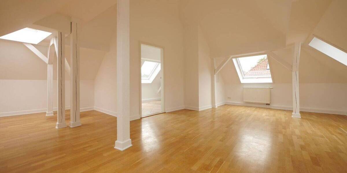 Etagenwohnung Weimar Westvorstadt - 2 Zimmer, 63 m&sup2;, 650&euro; | Angebot:26891503