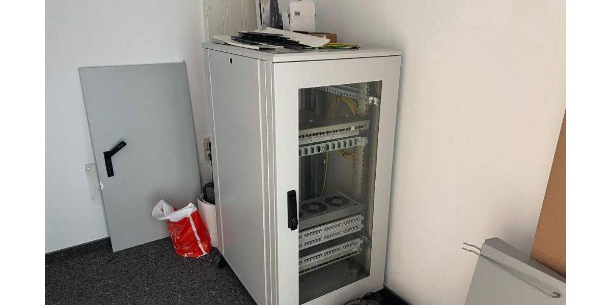 Gewerbeobjekt Gießen Kleinlinden - 6 Zimmer, 1.950&euro; | Angebot:25695832