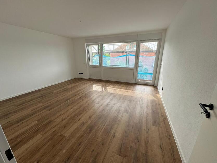 Kernsanierte Wohnung zum Erstbezug im Grünen
