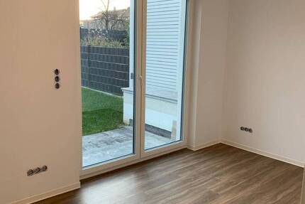 Haus Radebeul - 1 Zimmer, 220 m&sup2;, 3.520&euro; | Angebot:22047991