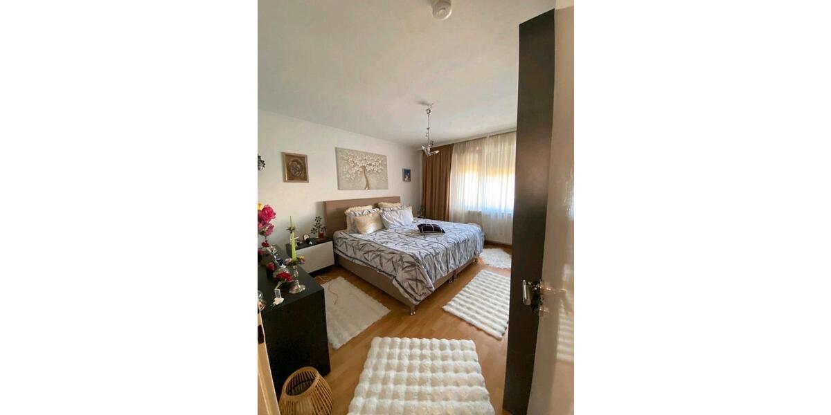 Dachgeschoßwohnung Achim - 3 Zimmer, 75 m&sup2;, 235.000&euro; | Angebot:25613145