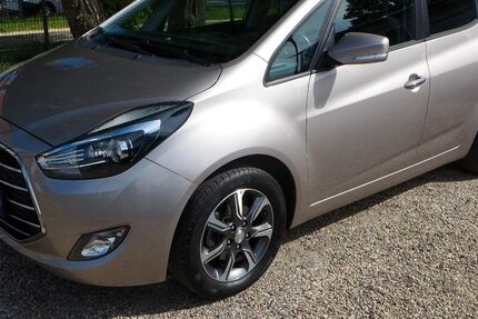 Hyundai ix20 103.763 km 8.980 &euro; Berlin 13088