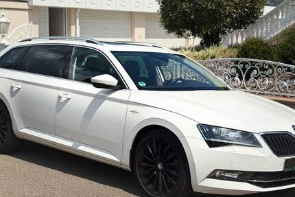 Skoda Superb 159.500 km 16.800 &euro; Hördt 76771