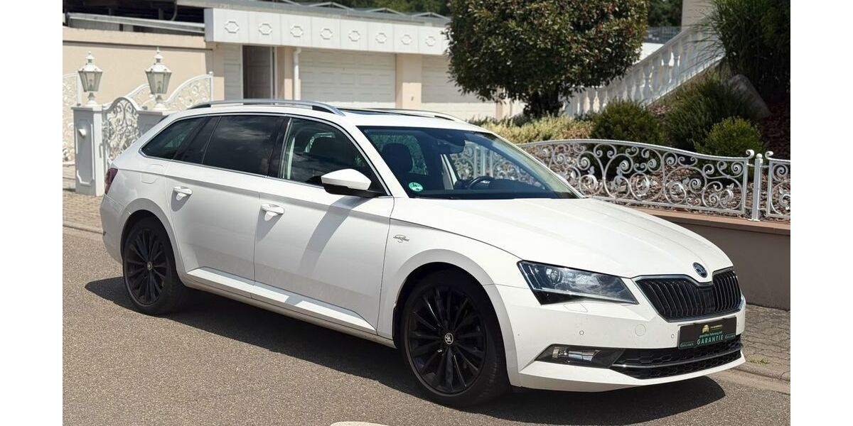 Skoda Superb 159.500 km 16.990 &euro; Hördt 76771