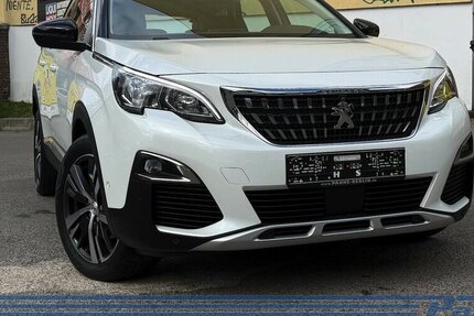Peugeot 3008 Pano*F+R-Cam*Leder*Navi*Car-Play*E-Heck* 68.784 km 14.990 &euro; Berlin 13187