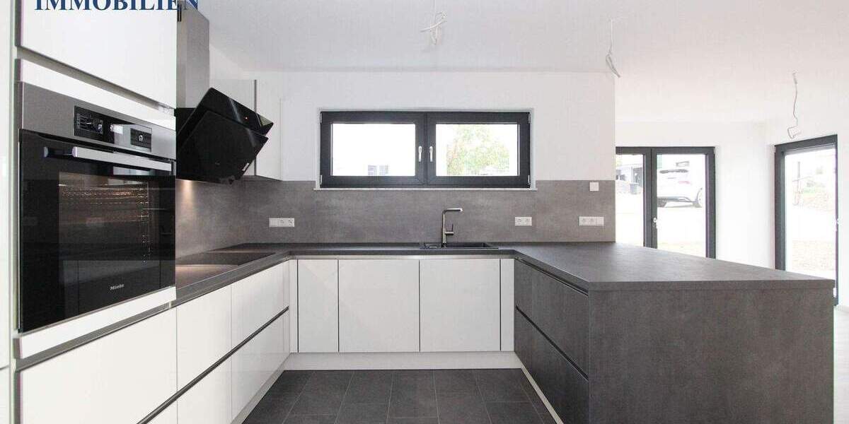 Einfamilienhaus Pforzheim Südoststadt - 5 Zimmer, 187 m&sup2;, 1.950&euro; | Angebot:24051777