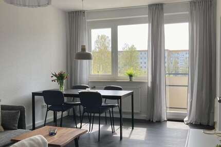 Wohnung Greifswald Schönwalde II - 2 Zimmer, 45 m&sup2;, 740&euro; | Angebot:26422987