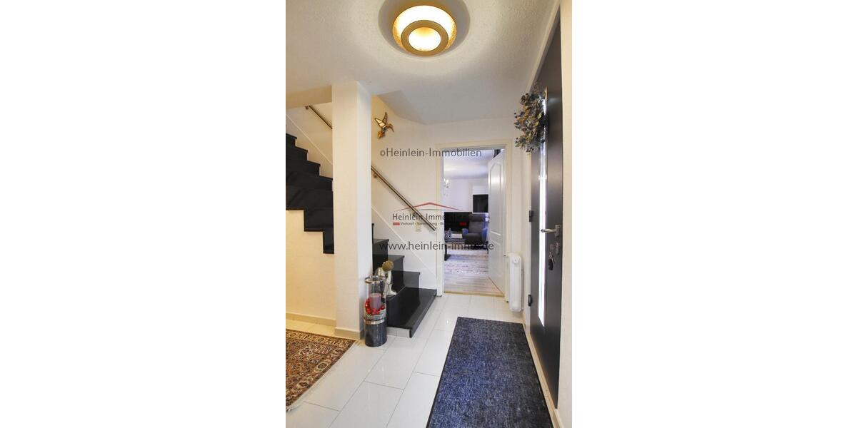 5-6 ZKB* Familie* EBK* 1x tgl.Wannenbad1x tgl..Duschbad* KFZ-Stellpl.* Pfungstadt-Hahn - Einfamilienhaus Pfungstadt / Hahn Hahn | Angebot:26035222