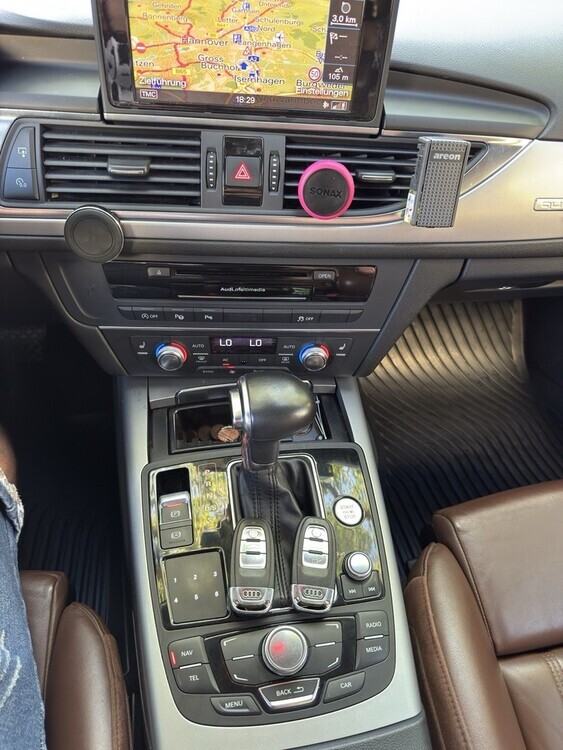 Audi A6 295.000 km 10.500 € Hannover 30159