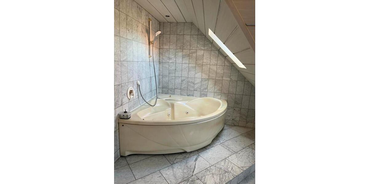 Dachgeschoßwohnung Lollar - 2 Zimmer, 69 m&sup2;, 600&euro; | Angebot:26265661