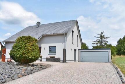 Haus Prüm - 6 Zimmer, 144 m&sup2;, 1.395&euro; | Angebot:26429852