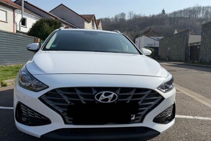 Hyundai i30 154.500 km 9.500 &euro; Saarbrücken 66119