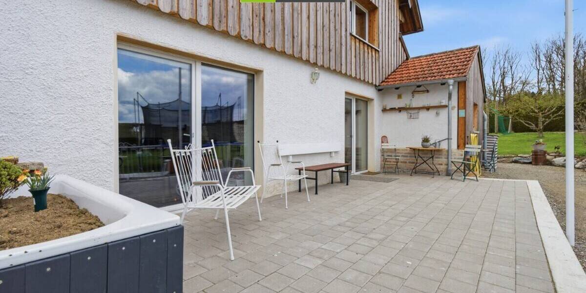 Mehrfamilienhaus, Wohnhaus Bad Waldsee Mennisweiler - 1 Zimmer, 550 m&sup2;, 1.250.000&euro; | Angebot:26583513