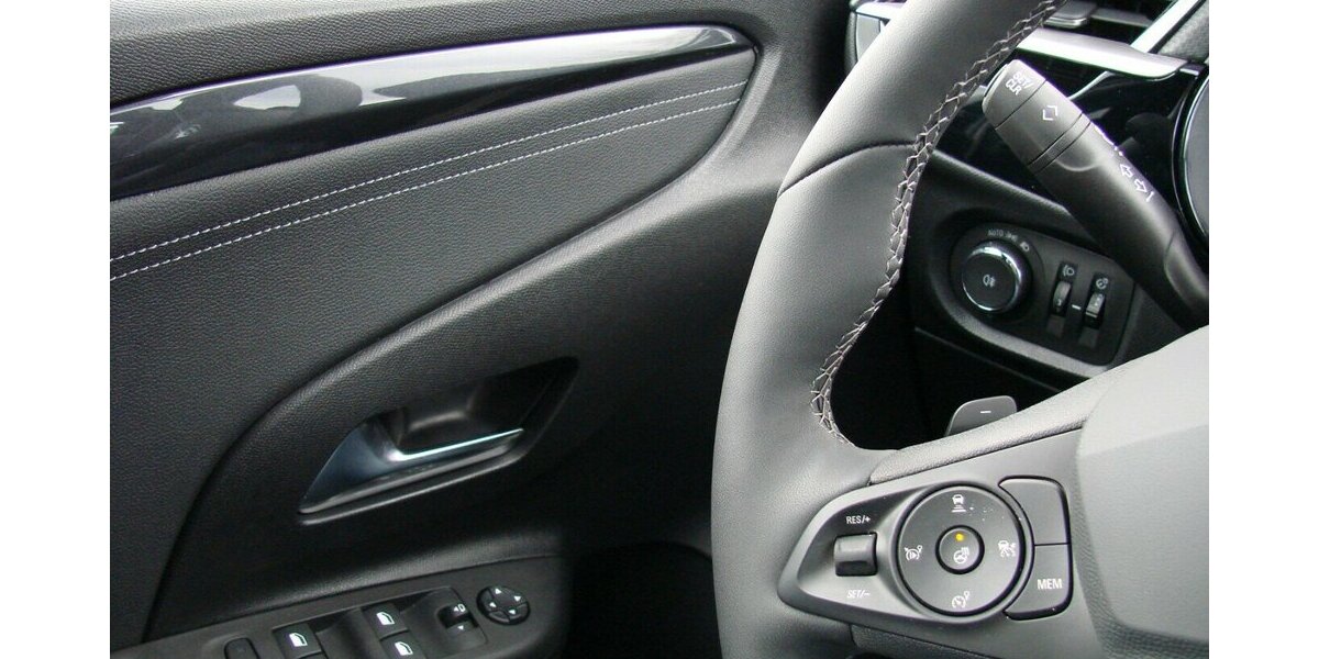 Opel Corsa 1.2 Turbo Mild-Hybrid GS LED Kamera 180º Nav 4.321 km 21.980 &euro; Falkensee 14612