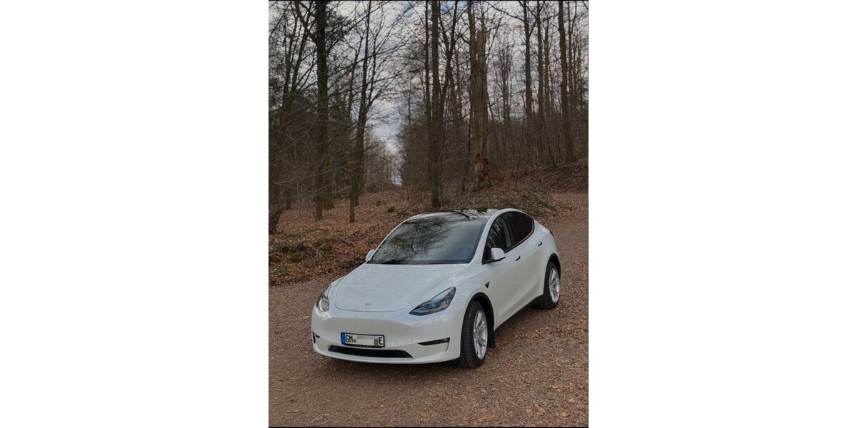 Tesla Model Y 27.757 km 39.500 &euro; Gummersbach 51647