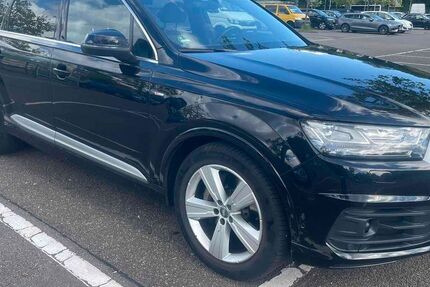Audi Q7 230.000 km 21.800 &euro; Saarbrücken 66119