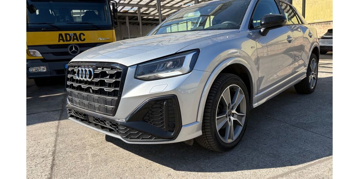 Audi Q2 25.000 km 23.999 &euro; Berlin 12099
