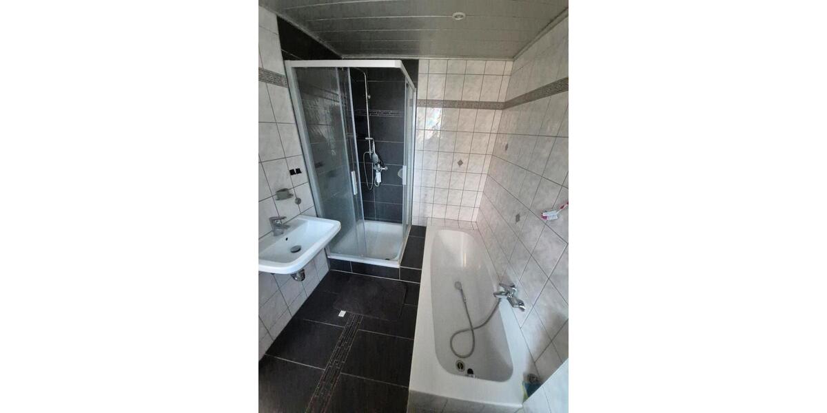 Einfamilienhaus Albstadt Gemarkung Onstmettingen - 5 Zimmer, 165 m&sup2;, 1.500&euro; | Angebot:25294748