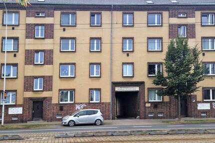 Wohn- und Geschäftshaus mit Entwicklungspotential in Bahnhofsnähe von Halle (Saale)